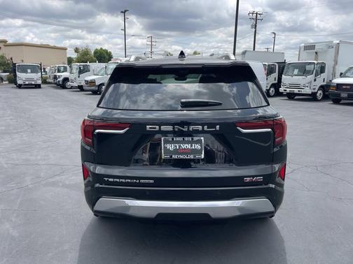 Ebony Twilight Metallic 2026 GMC Terrain Denali