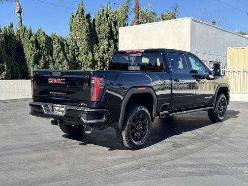 2026 GMC Sierra 3500 AT4