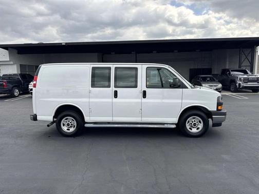 Summit White 2024 GMC Savana 2500 Work Van
