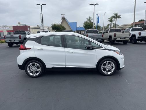 Summit White 2019 Chevrolet Bolt EV LT