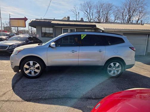 Silver Ice Metallic 2014 Chevrolet Traverse LTZ