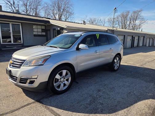 Silver Ice Metallic 2014 Chevrolet Traverse LTZ