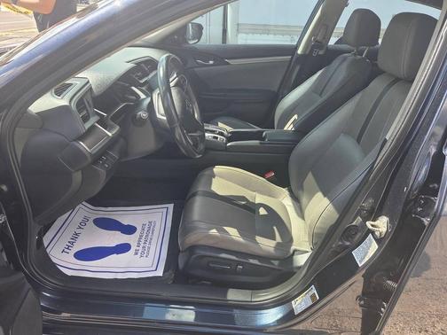 2017 Honda Civic Touring