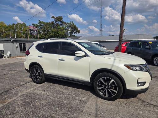 2017 Nissan Rogue SL