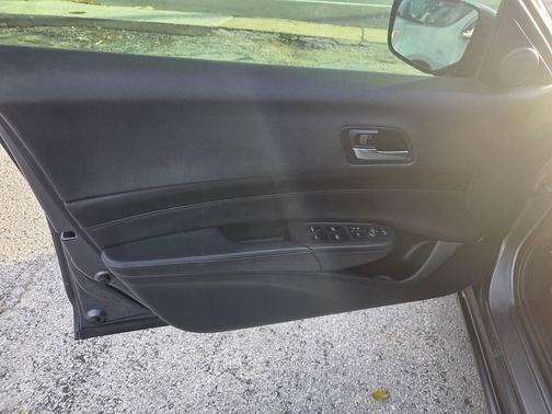 2014 Acura ILX 2.0L Technology