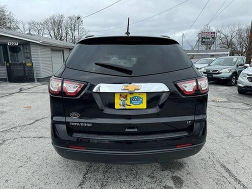 2017 Chevrolet Traverse 2LT