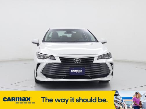 2022 Toyota Avalon XLE