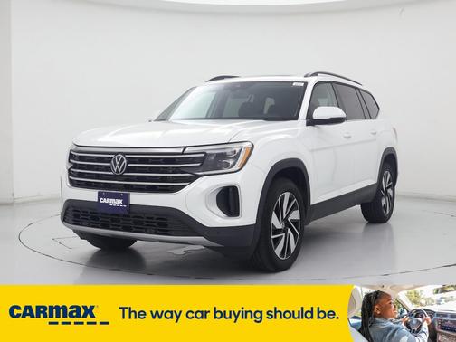 2024 Volkswagen Atlas SE w/Tech