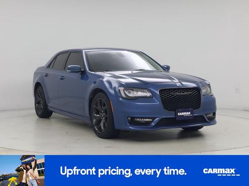 2022 Chrysler 300 Touring L