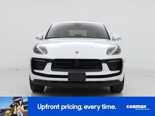 2023 Porsche Macan Base (PDK)