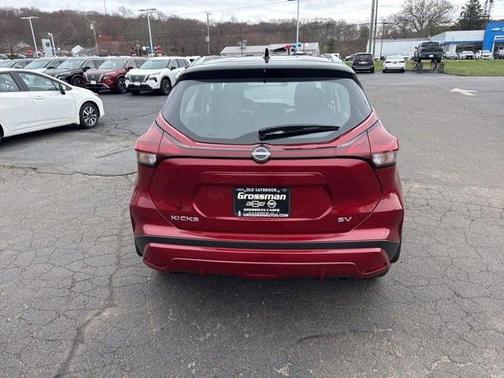 2024 Nissan Kicks SV