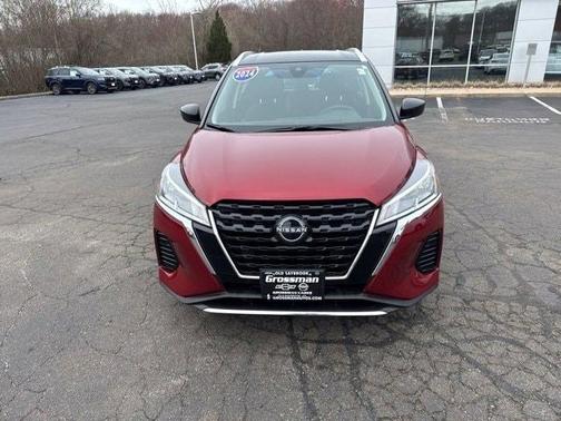 2024 Nissan Kicks SV