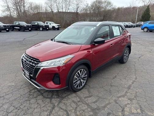 2024 Nissan Kicks SV