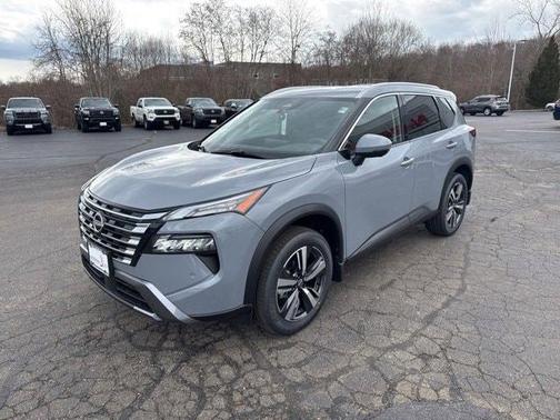 2025 Nissan Rogue SL