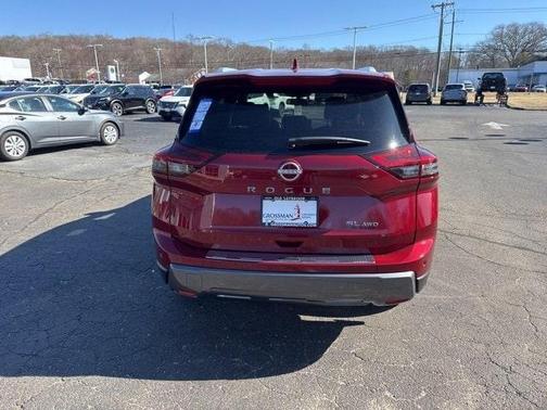 2025 Nissan Rogue SL