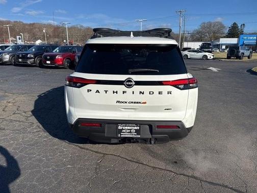2025 Nissan Pathfinder Rock Creek