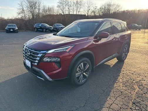 2025 Nissan Rogue SL