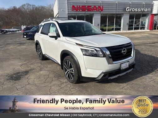 2025 Nissan Pathfinder Platinum