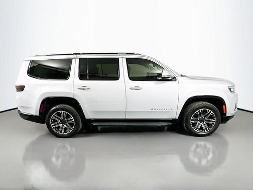 2022 Jeep Wagoneer Series III 4x4