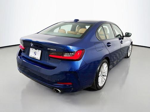 2023 BMW 330 xDrive