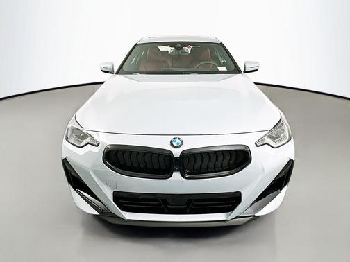 2026 BMW 230 i