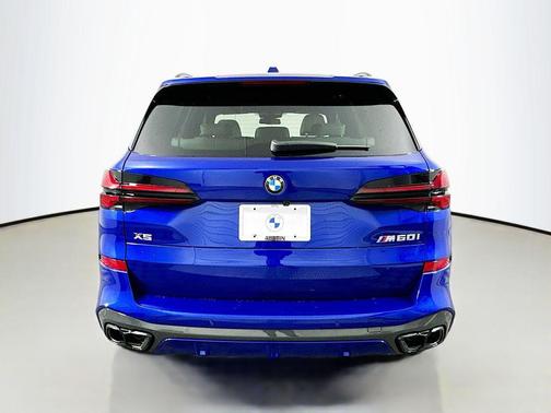 2026 BMW X5 M60i