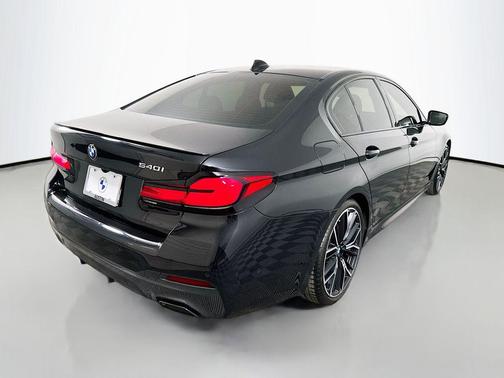 2023 BMW 540 i