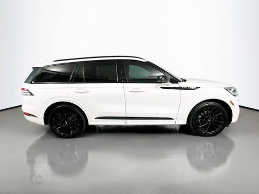2022 Lincoln Aviator Reserve AWD