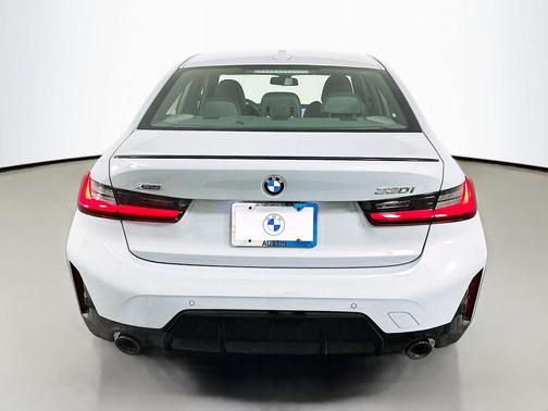 2026 BMW 330 xDrive NA