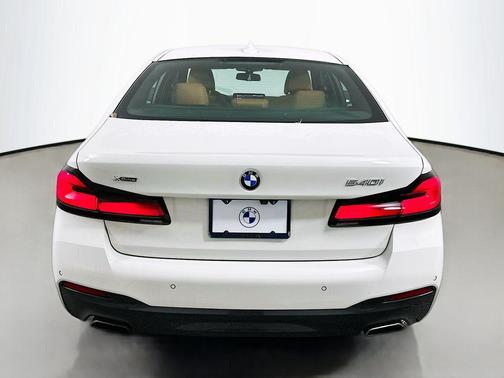 2023 BMW 540 i xDrive