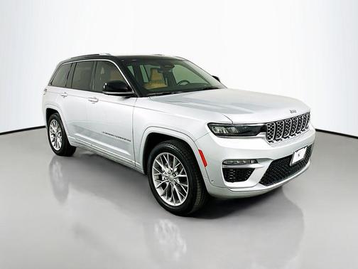2023 Jeep Grand Cherokee Summit