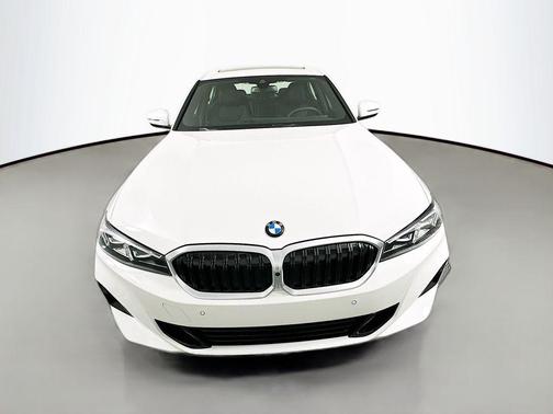 2025 BMW 330 330i Sedan