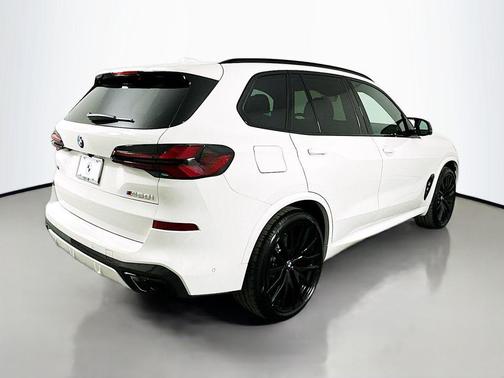 2026 BMW X5 M60i