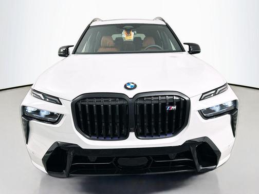 2026 BMW X7 M60i