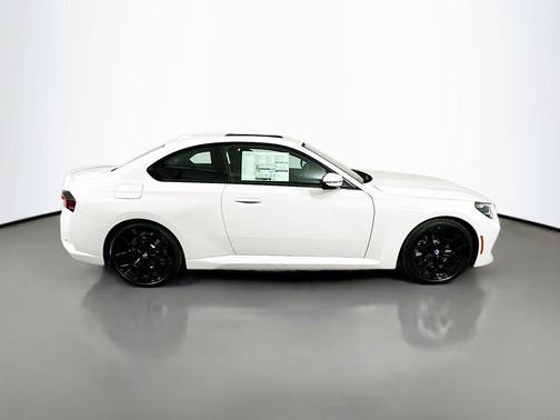 2026 BMW 230 230i
