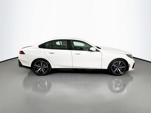 2026 BMW 530 i