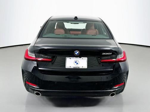 2025 BMW 330 330i Sedan