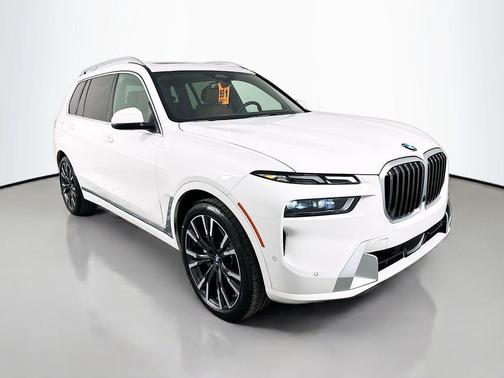 2025 BMW X7 xDrive40i