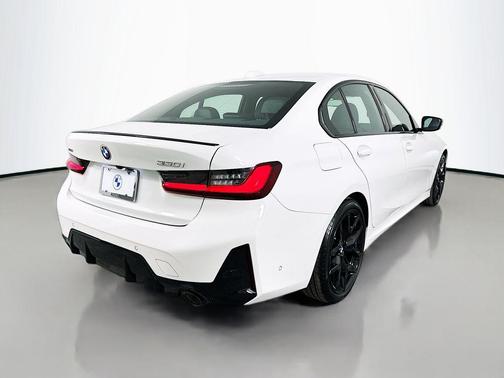 2026 BMW 330 xDrive NA