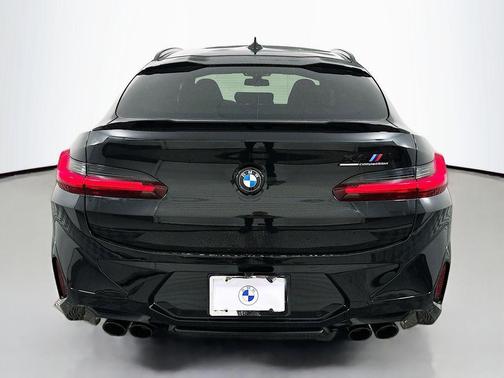 2025 BMW X4 M AWD