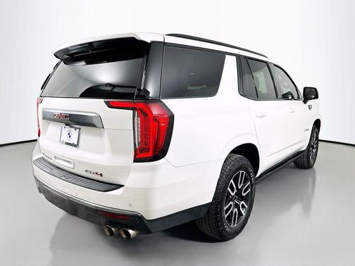 2024 GMC Yukon 4WD AT4