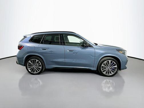 2025 BMW X1 M35i