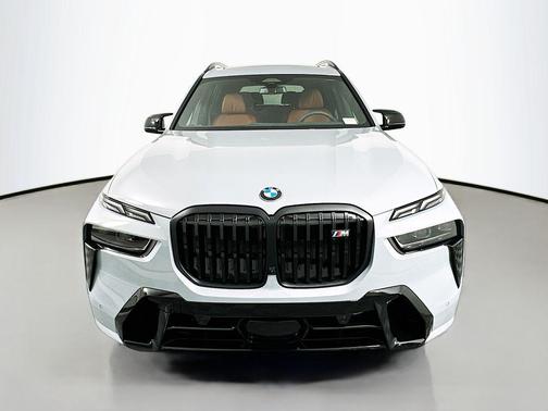 2026 BMW X7 M60i