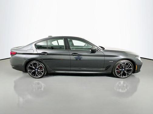 2023 BMW 530e 