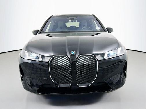 2026 BMW iX xDrive60