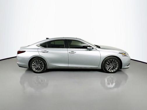 2025 Lexus ES 350 Luxury