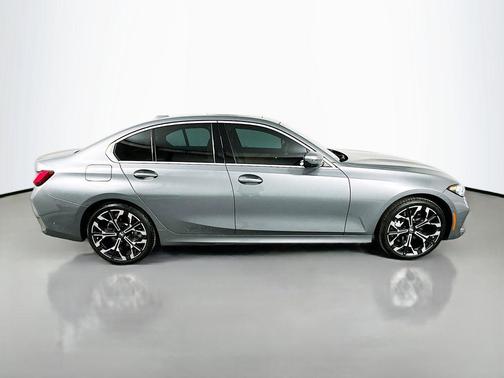2025 BMW 330 330i
