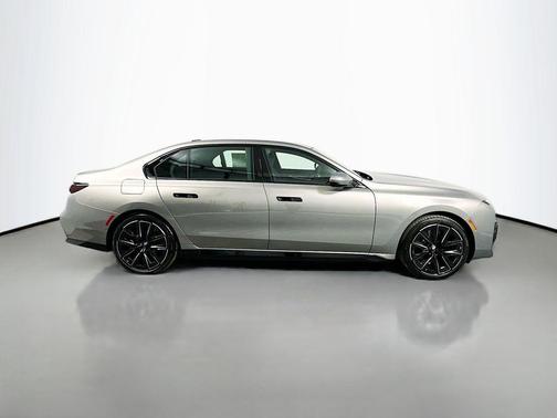 2025 BMW i7 eDrive50