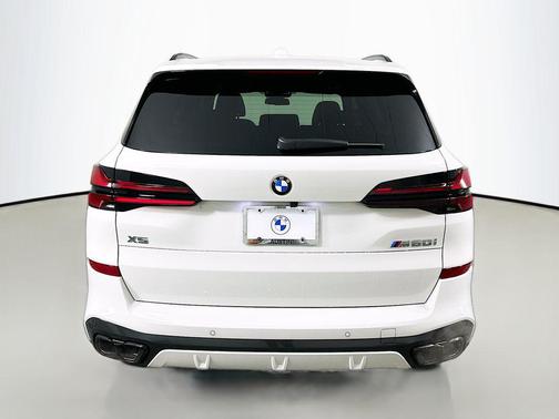 2026 BMW X5 M60i