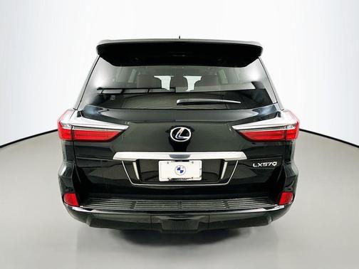 2018 Lexus LX 570 Base